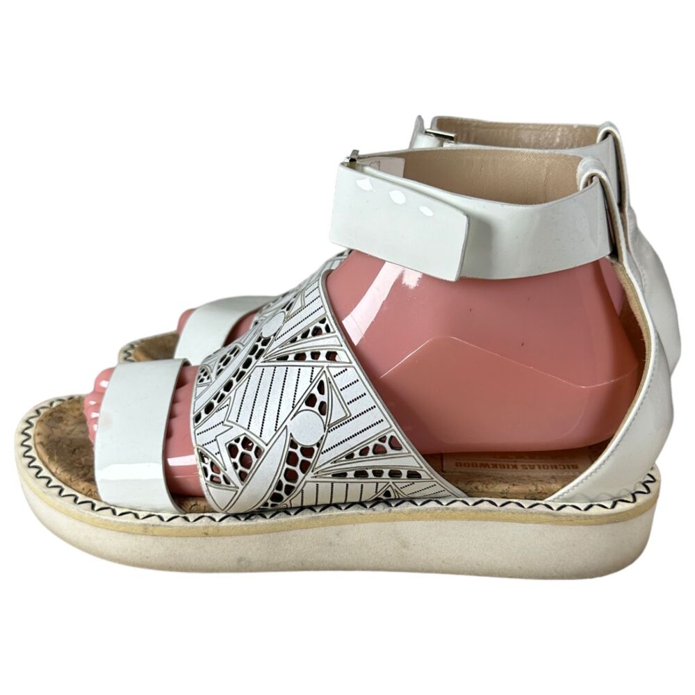 Nicholas Kirkwood X Peter Pilotto Laser Cut White Leather Cork Sandals 38 US 7.5